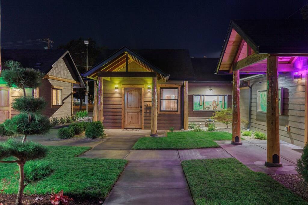 Bear Mountain - Suite 8 Grants Pass Exterior photo