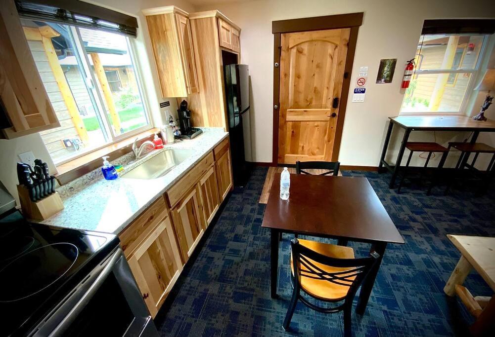 Bear Mountain - Suite 8 Grants Pass Exterior photo
